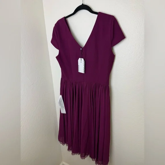 NWT Dress The Population Corey Chiffon Fit & Flare Dress in size Large in Wine - Picture 6 of 8
